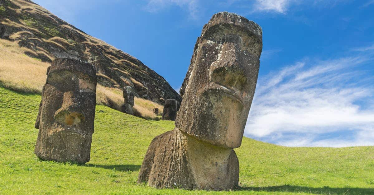 découvrez la beauté envoûtante de la polynésie, un paradis tropical aux eaux turquoise et aux plages de sable fin. explorez des îles préservées, une culture riche et une biodiversité exceptionnelle qui font de cet archipel une destination de rêve.