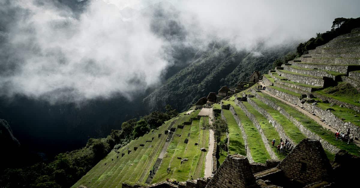 découvrez nos conseils de voyage pour le pérou ! préparez votre aventure avec des astuces sur les meilleures destinations, la culture locale, la gastronomie et comment voyager en toute sécurité dans ce pays fascinant d'amérique du sud.