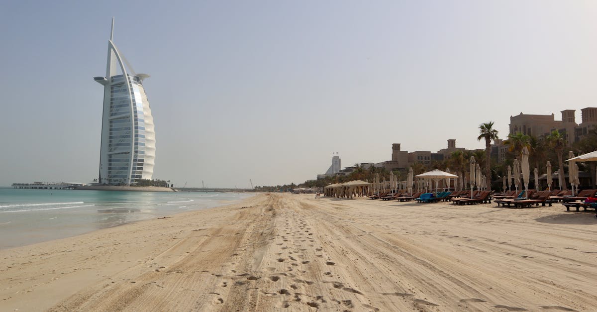 découvrez comment planifier votre voyage à dubai avec nos conseils pratiques sur les meilleures attractions, l'hébergement, la cuisine et les activités incontournables pour une expérience inoubliable.