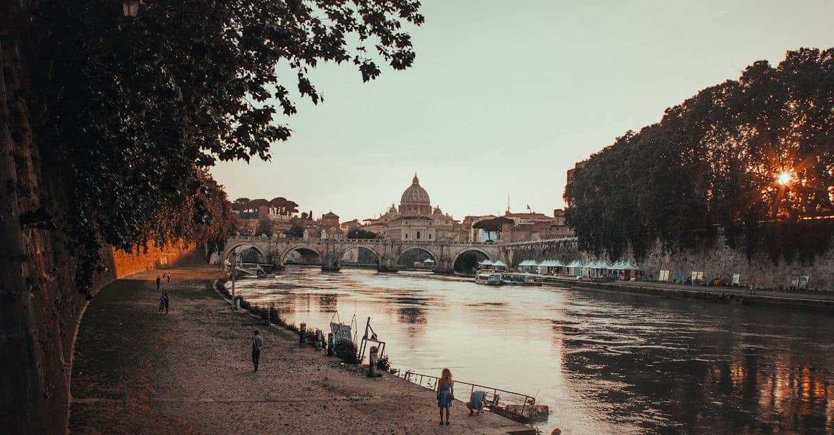 découvrez rome, la capitale éternelle, riche en histoire, culture et gastronomie. explorez ses monuments emblématiques tels que le colisée, la fontaine de trevi et le vatican, tout en savourant une délicieuse cuisine italienne. plongez dans l'atmosphère unique de cette ville fascinante.