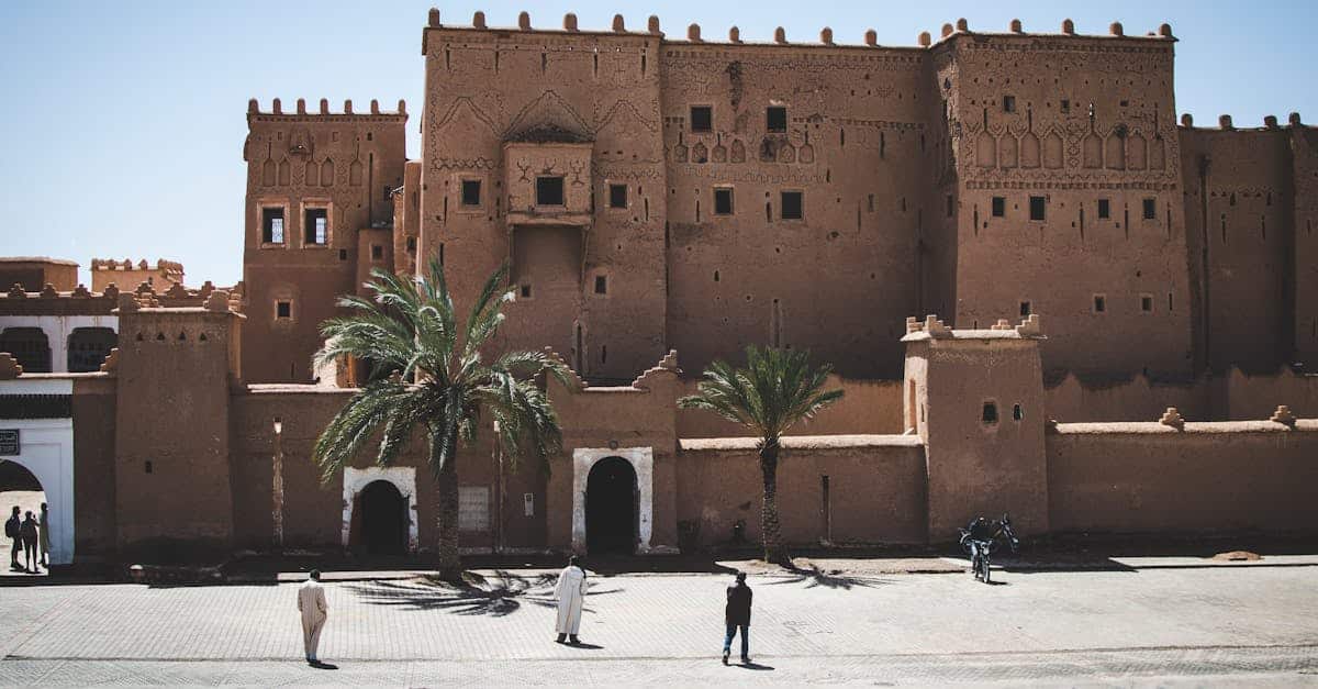 découvrez le maroc, un pays fascinant mêlant traditions ancestrales et paysages époustouflants. plongez dans une culture riche, explorez les souks colorés de marrakech, les dunes dorées du sahara et la beauté des montagnes de l'atlas.